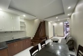 Cho thuê nhà ngõ ba gác phố Đa Sỹ, Hà Đông , Hà Nội. DT 32m-2 tầng - Giá 7 Triệu/tháng.
